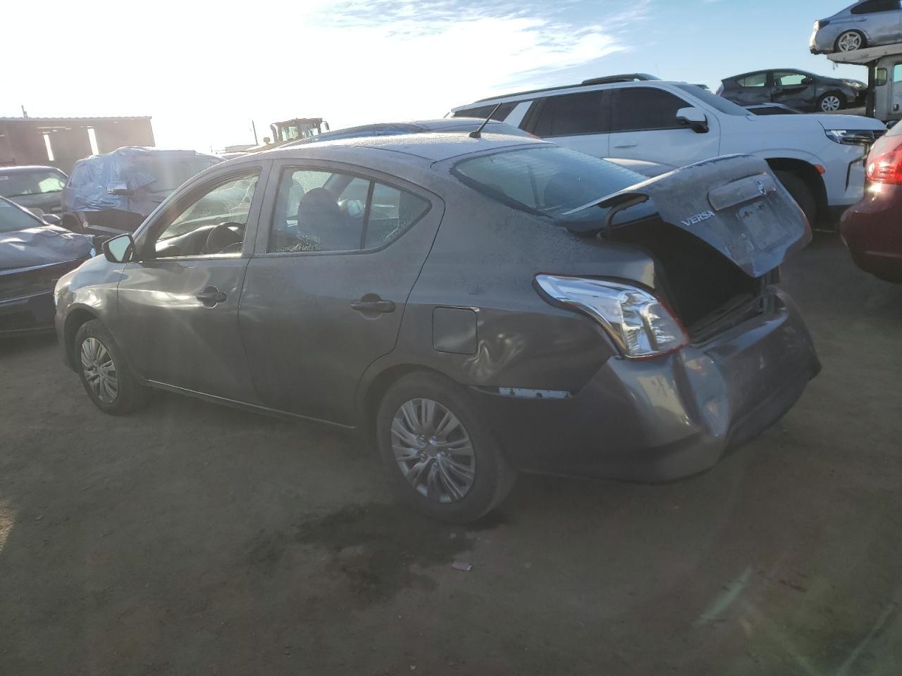 VIN 3N1CN7AP3GL905366 2016 NISSAN VERSA no.2