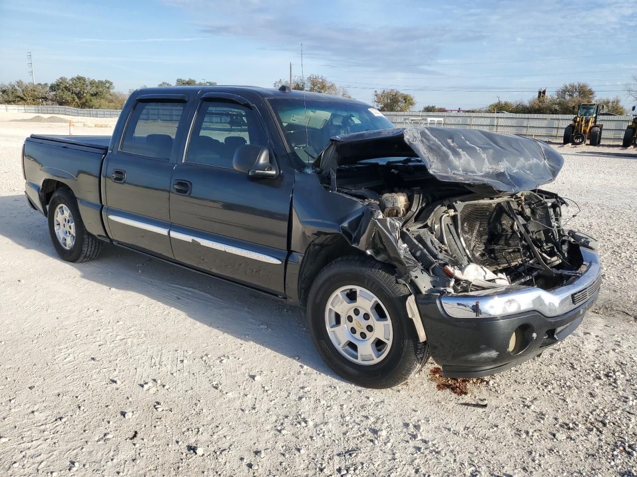 2005 GMC Sierra - Image 4