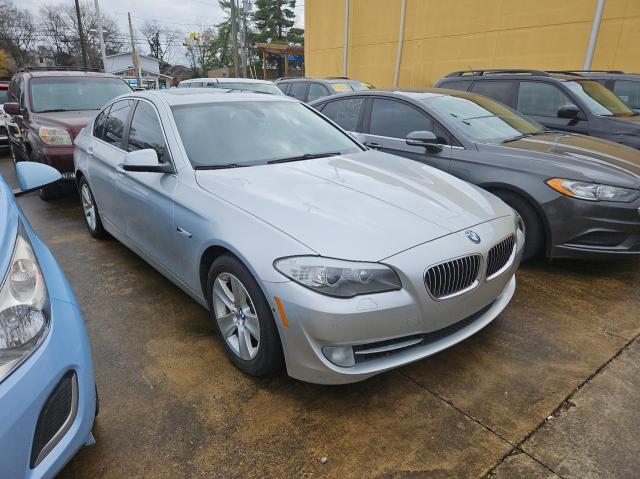 Sedans BMW 5 SERIES 2013 Srebrny