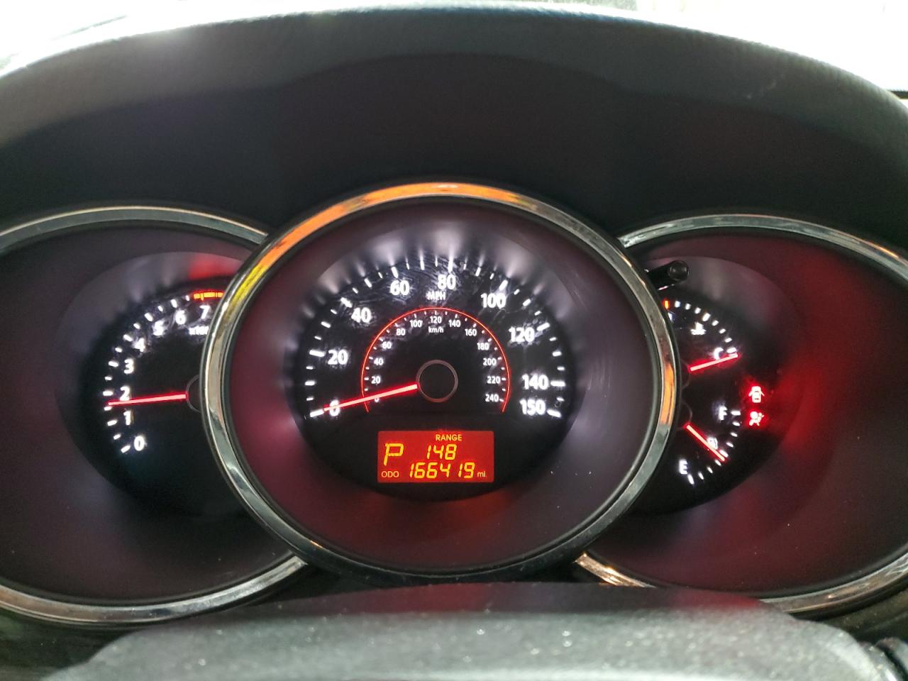 2011 Kia Sorento - Image 9