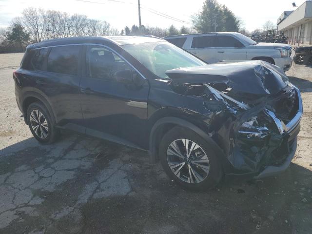  NISSAN ROGUE 2023 Czarny