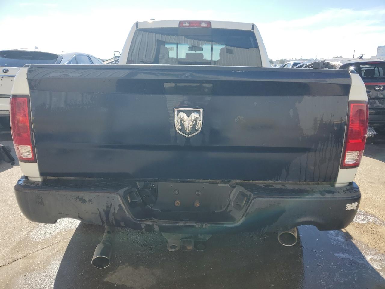 2014 RAM 1500 - Image 6