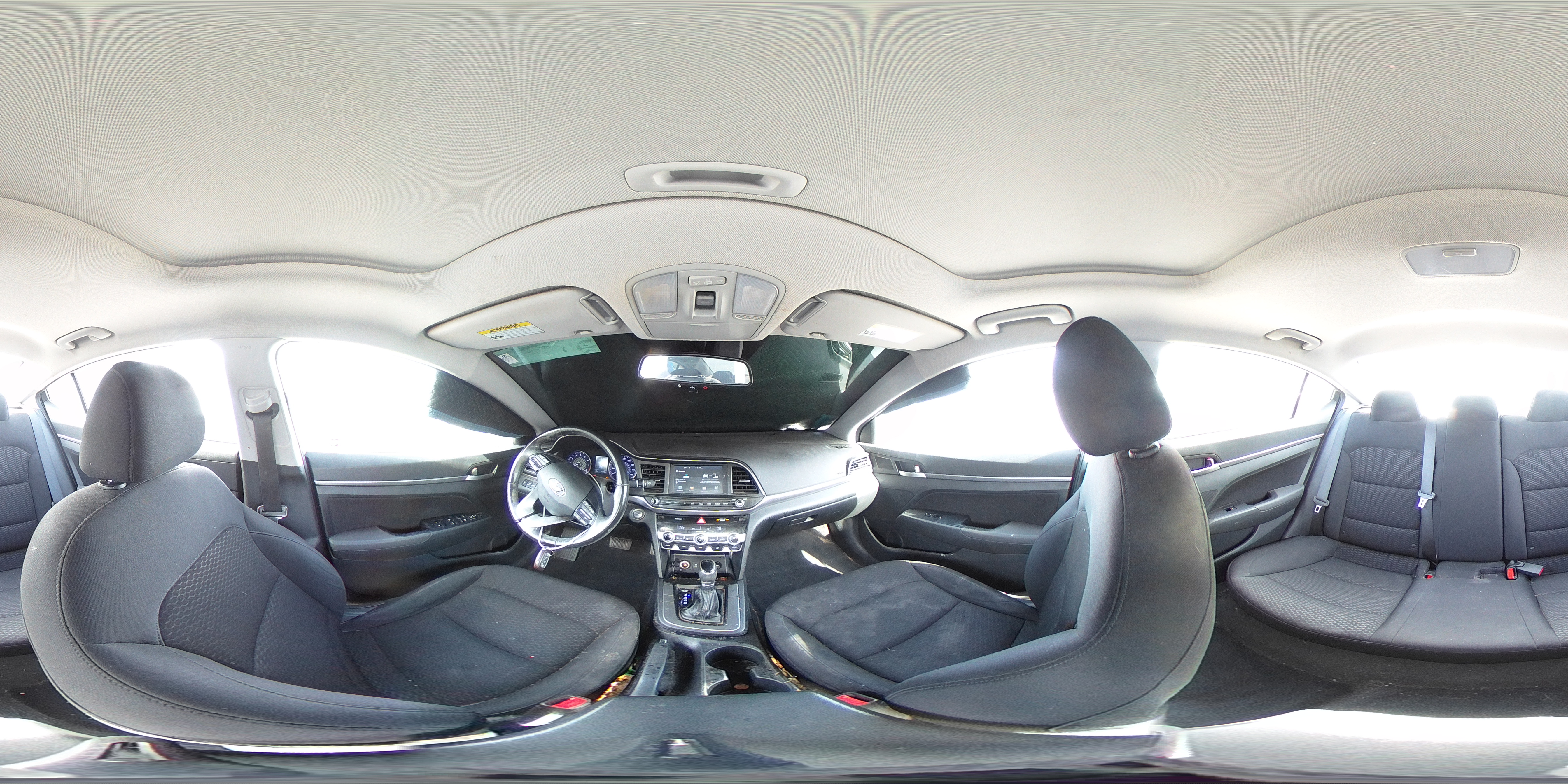 2020 Hyundai Elantra - Image 13