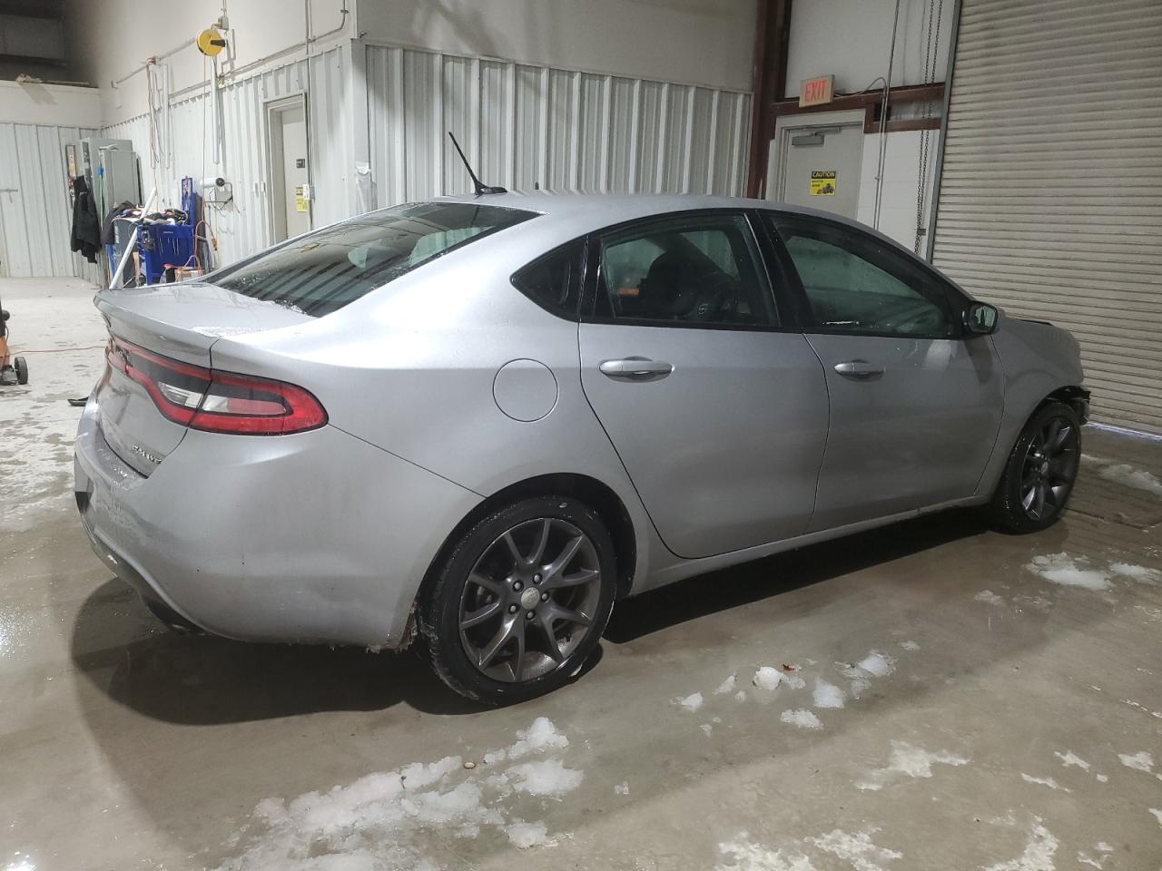 VIN 1C3CDFBB4GD643929 2016 DODGE DART no.3