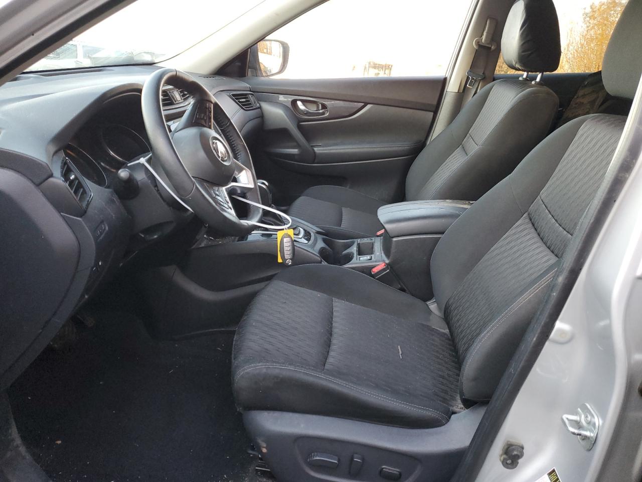 2020 Nissan Rogue - Image 7
