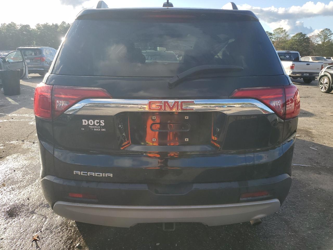 2019 GMC Acadia - Image 6