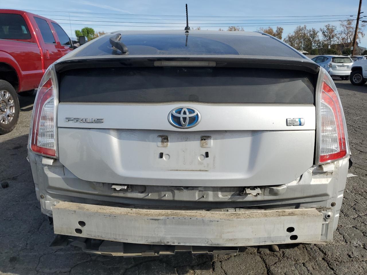 2013 Toyota Prius - Image 6