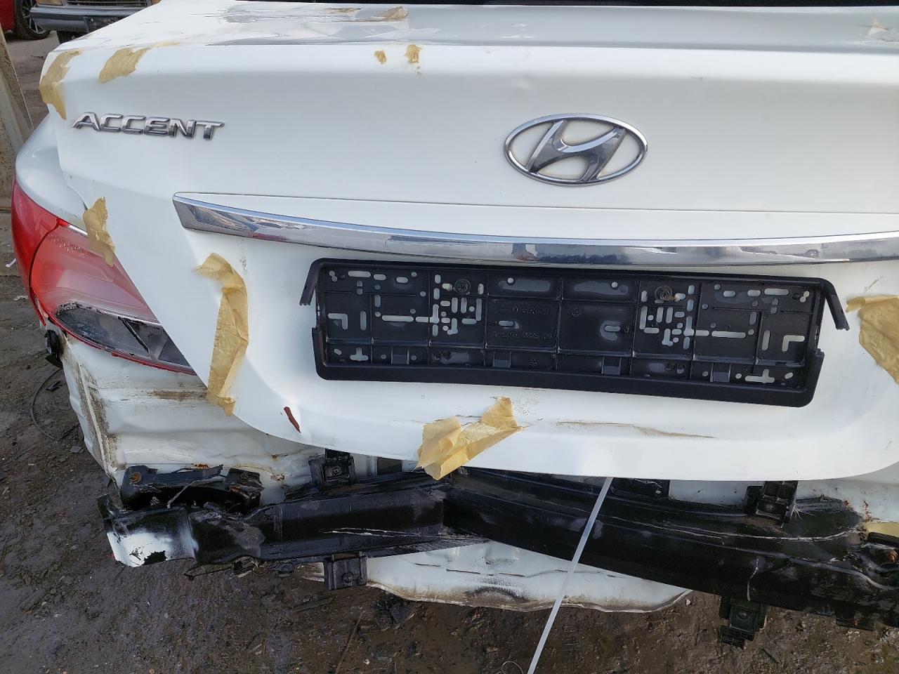 KMHCT41D1GU040292 - 2016 HYUNDAI ACCENT - #85625374