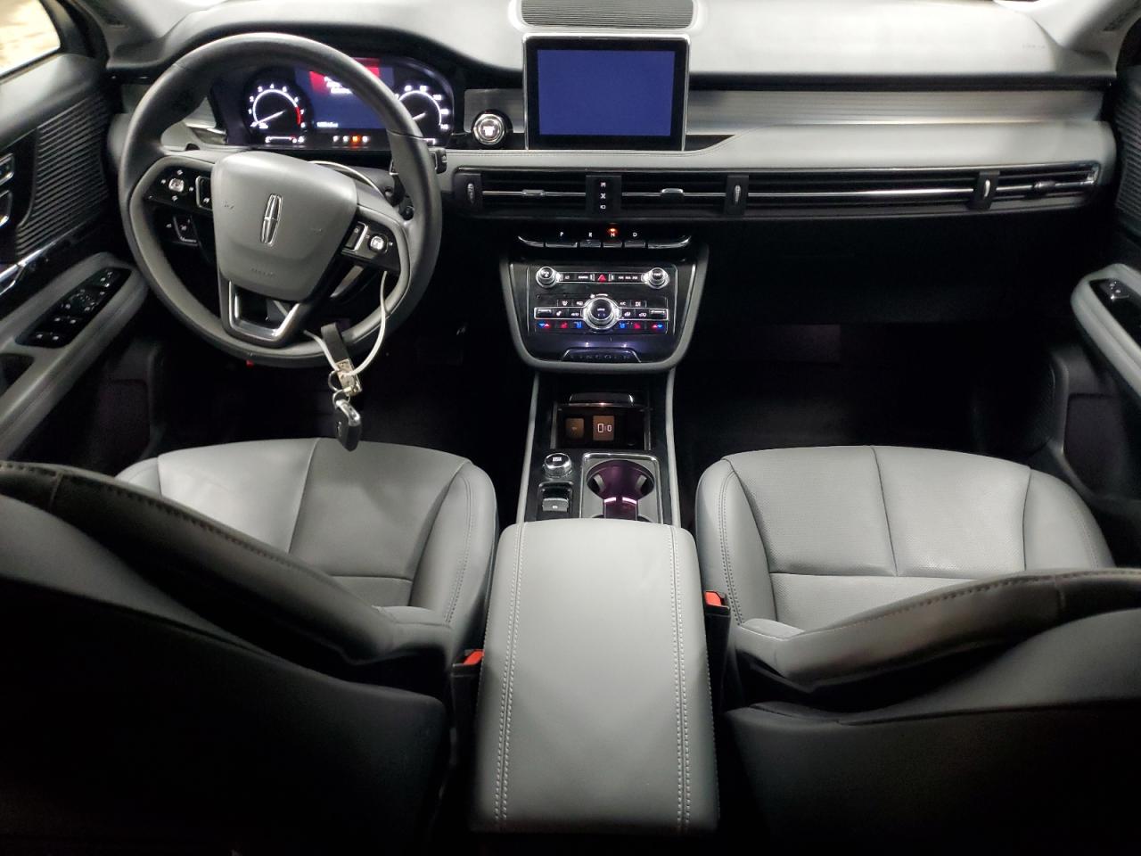 2021 Lincoln Corsair - Image 8