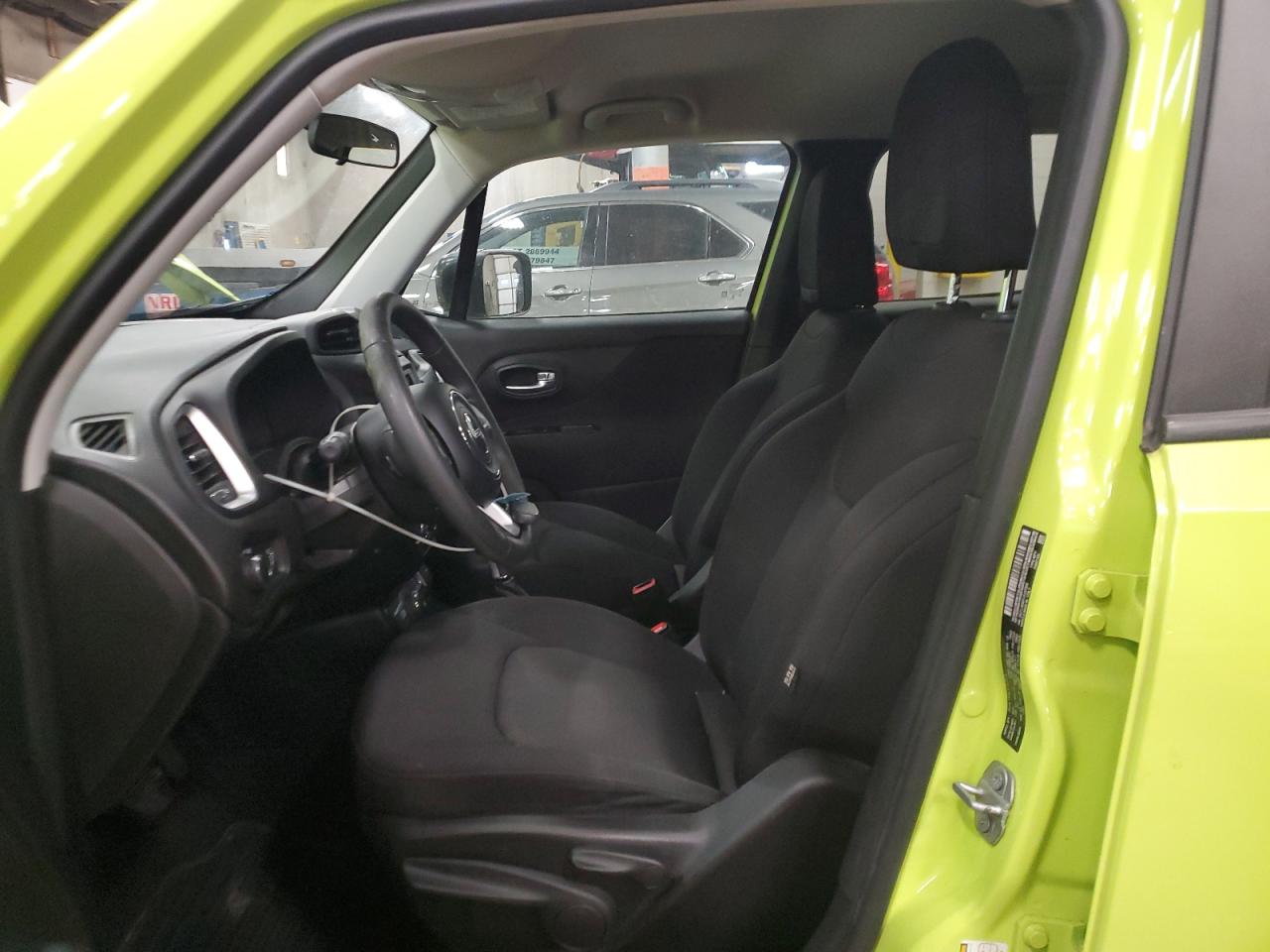 2018 Jeep Renegade - Image 7