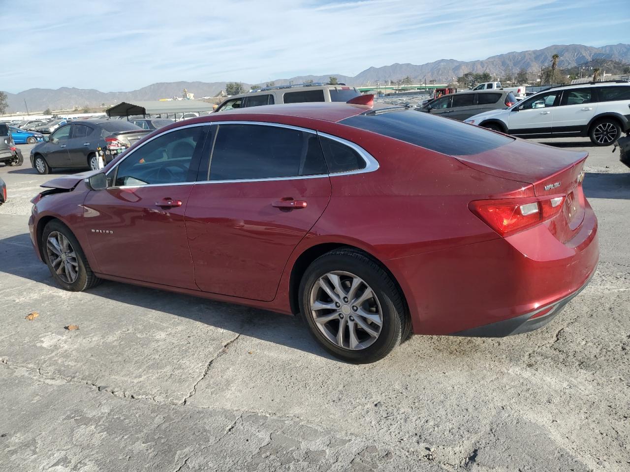 VIN 1G1ZD5ST3JF196748 2018 CHEVROLET MALIBU no.2