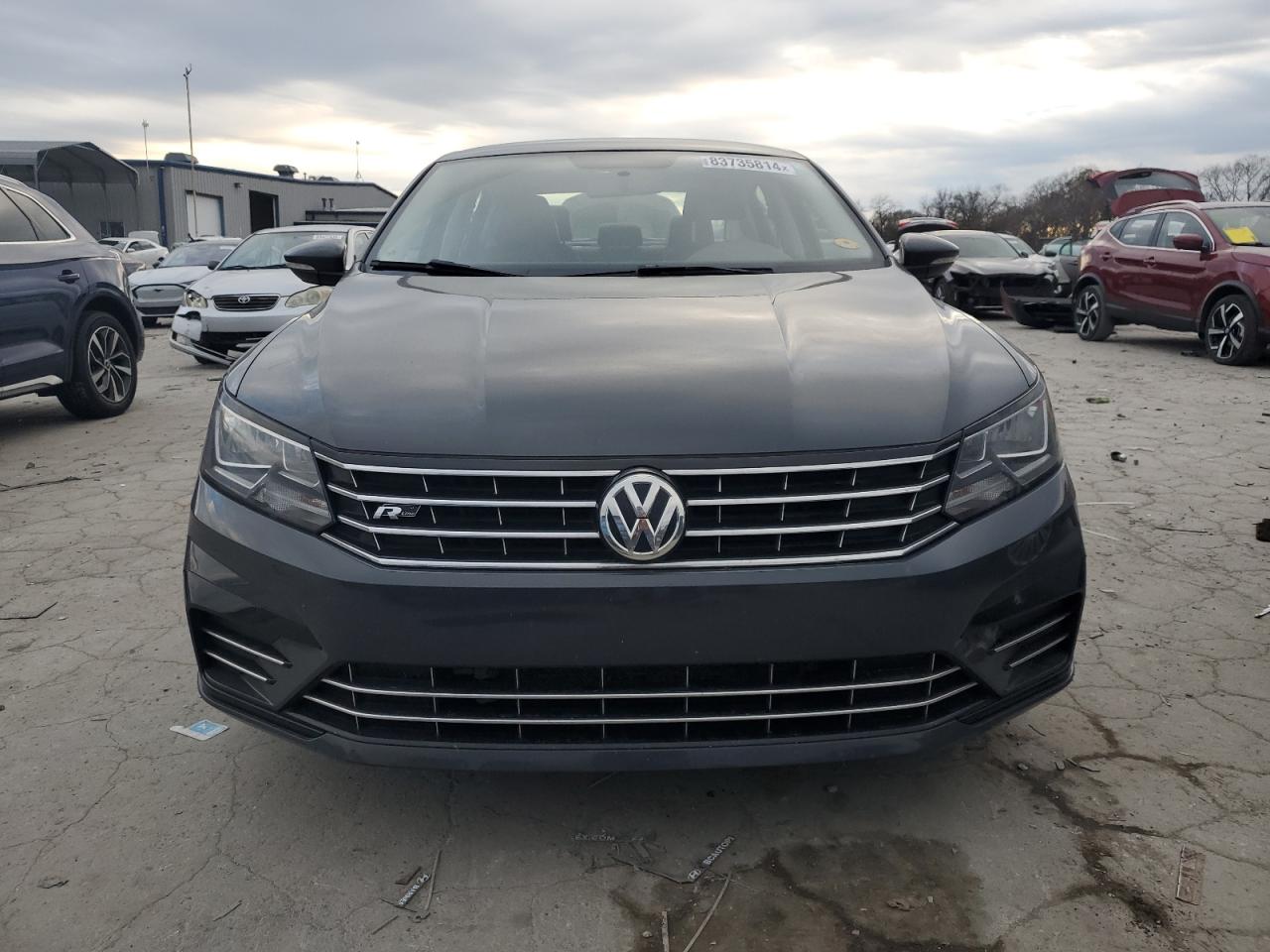 2017 Volkswagen Passat - Image 5