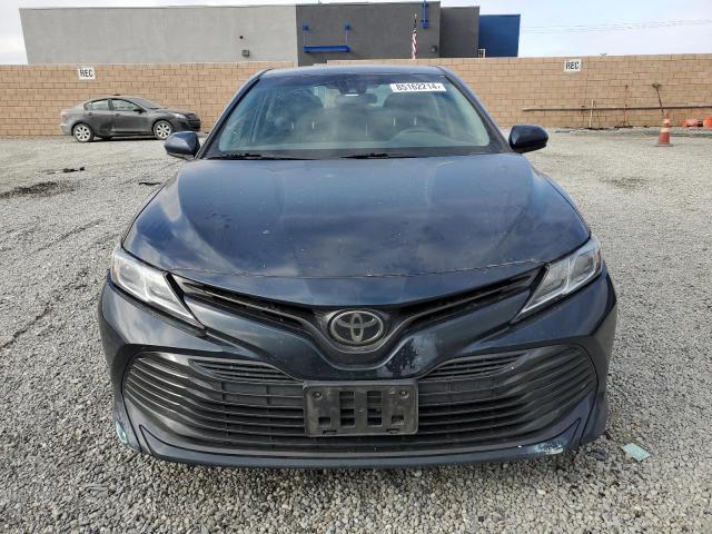  TOYOTA CAMRY 2018 Синий