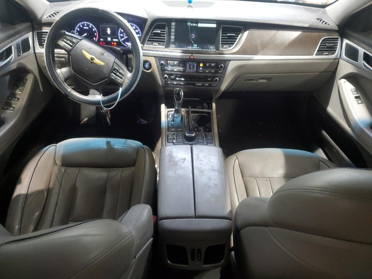 2015 Hyundai Genesis 3.8L VIN: KMHGN4JE8FU092490 Lot: 71432464