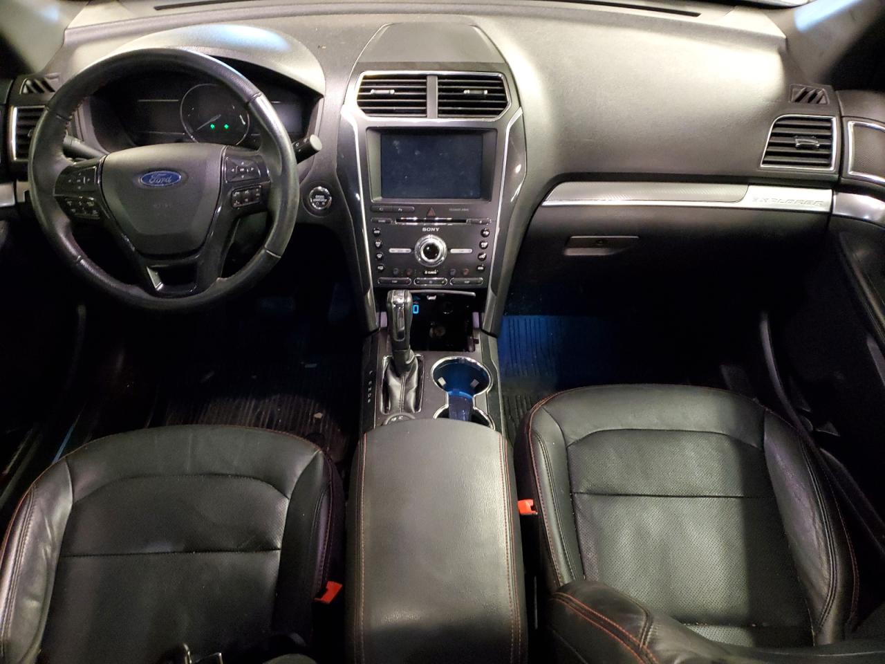 2018 Ford Explorer - Image 8
