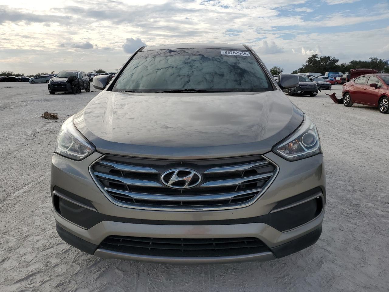 VIN 5NMZT3LBXJH080907 2018 HYUNDAI SANTA FE no.5