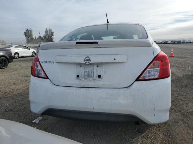  NISSAN VERSA 2016 Білий