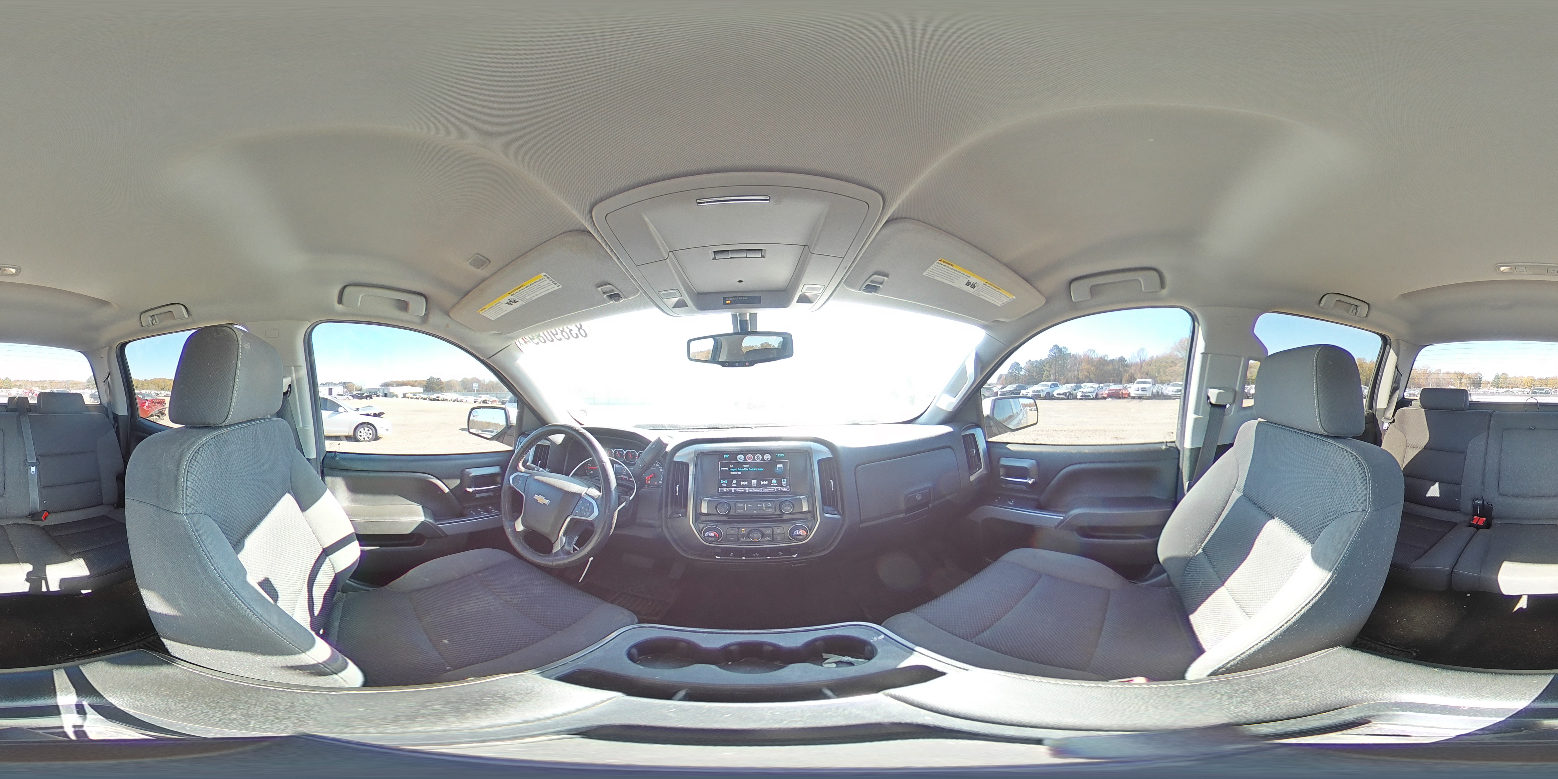 2018 Chevrolet Silverado - Image 13