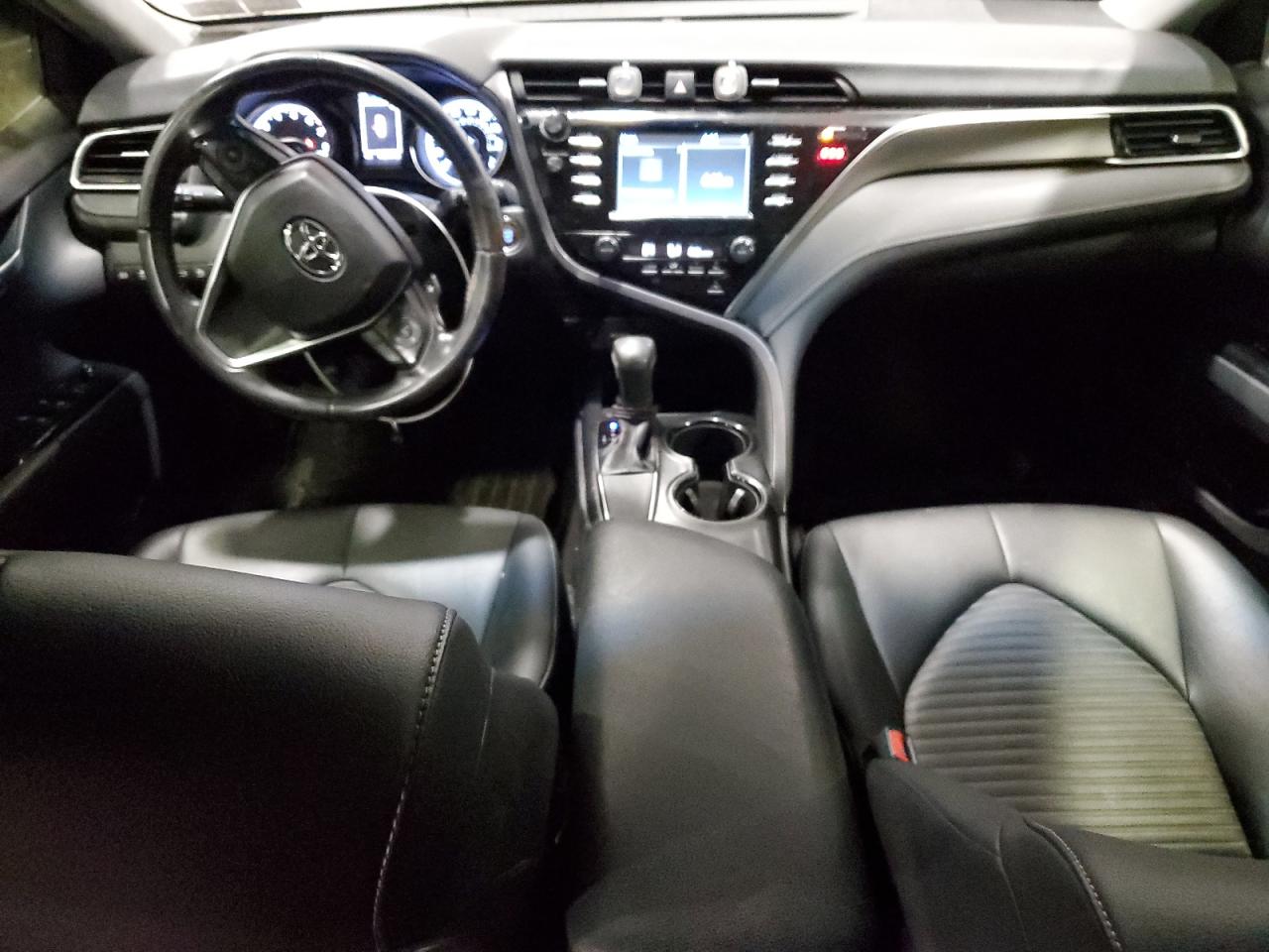 2018 Toyota Camry - Image 8