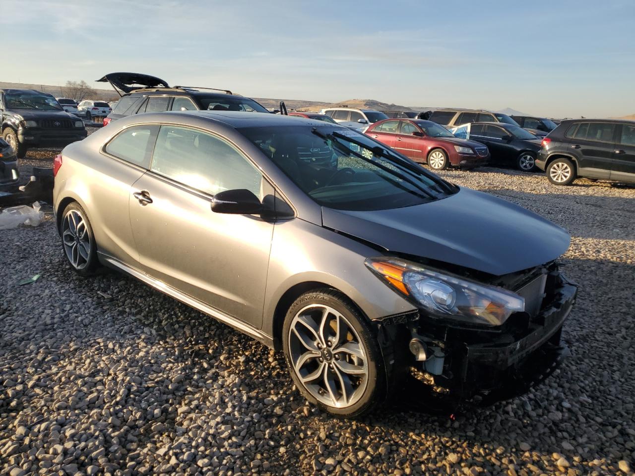 VIN KNAFZ6A33E5197779 2014 KIA FORTE no.4