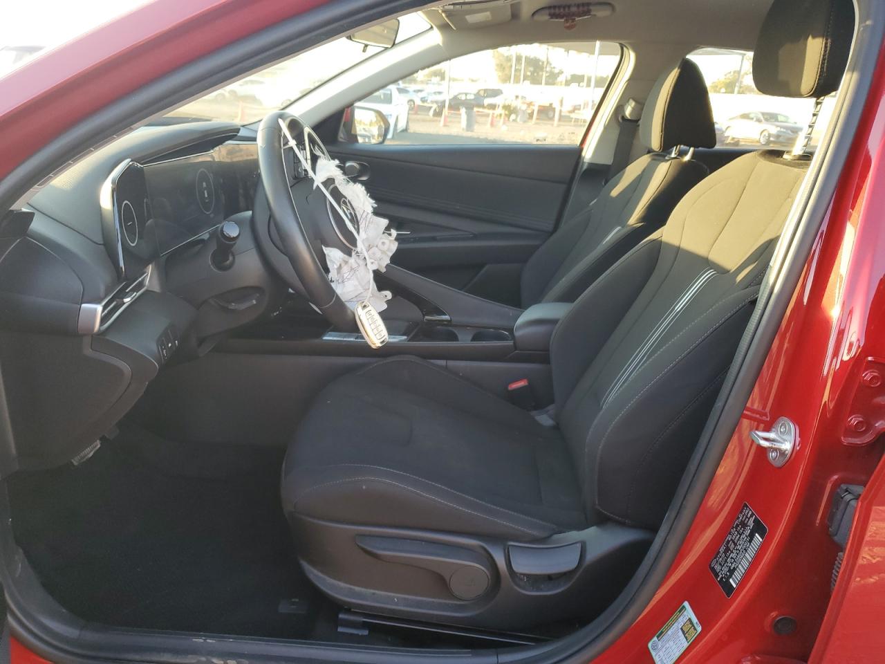 2023 Hyundai Elantra - Image 7