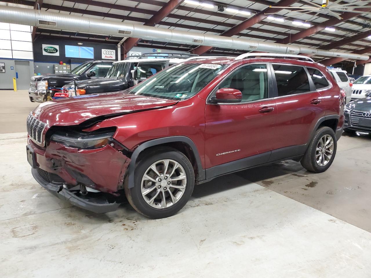 2020 Jeep Cherokee Latitude Plus na sprzedaż w East Granby, CT - Front End