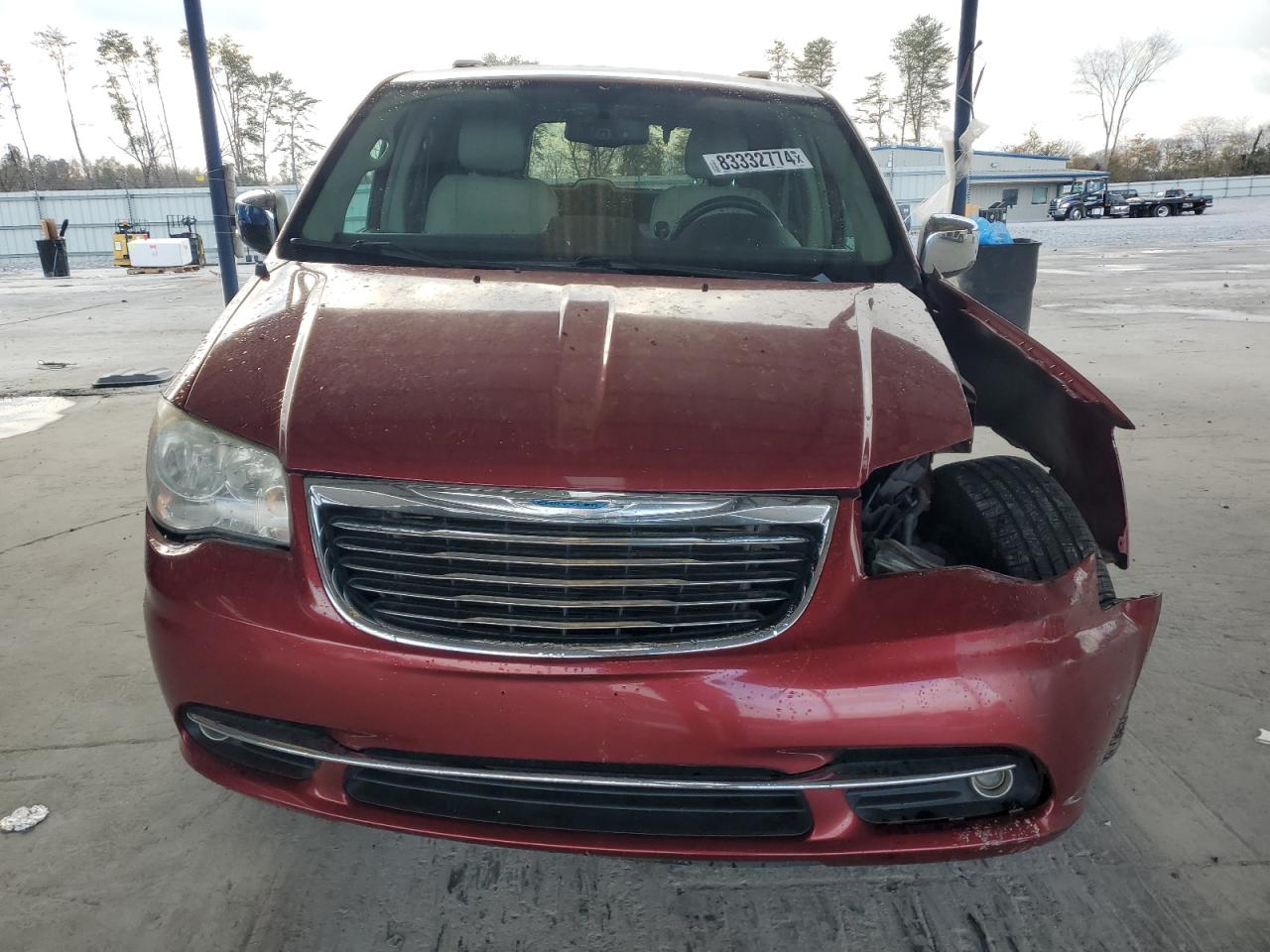 2013 Chrysler Town & Country - Image 5