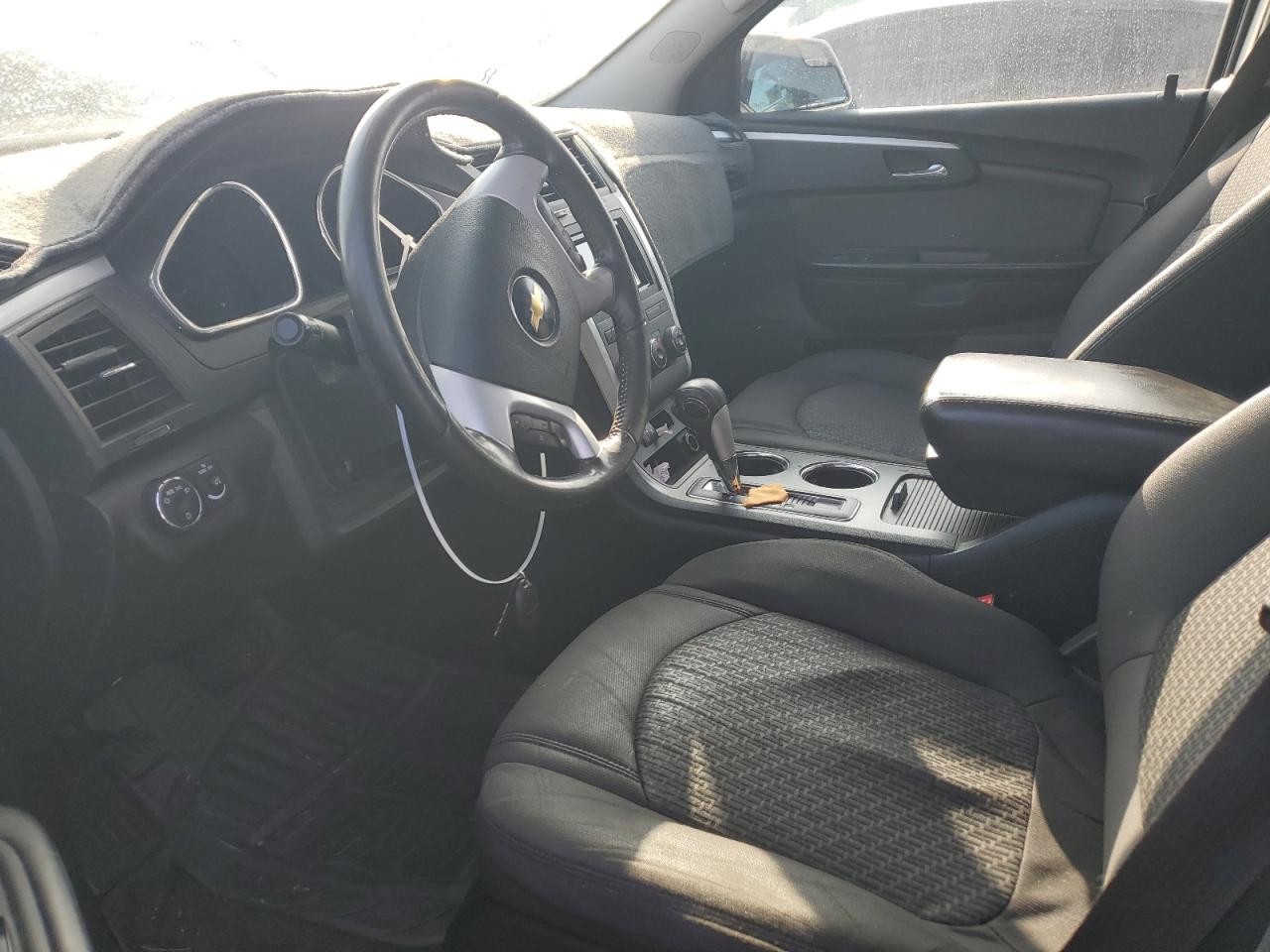 2010 Chevrolet Traverse - Image 7