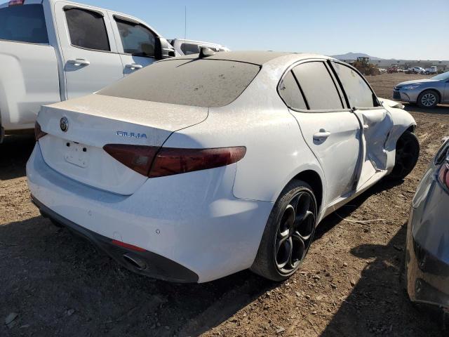  ALFA ROMEO GIULIA 2018 Білий