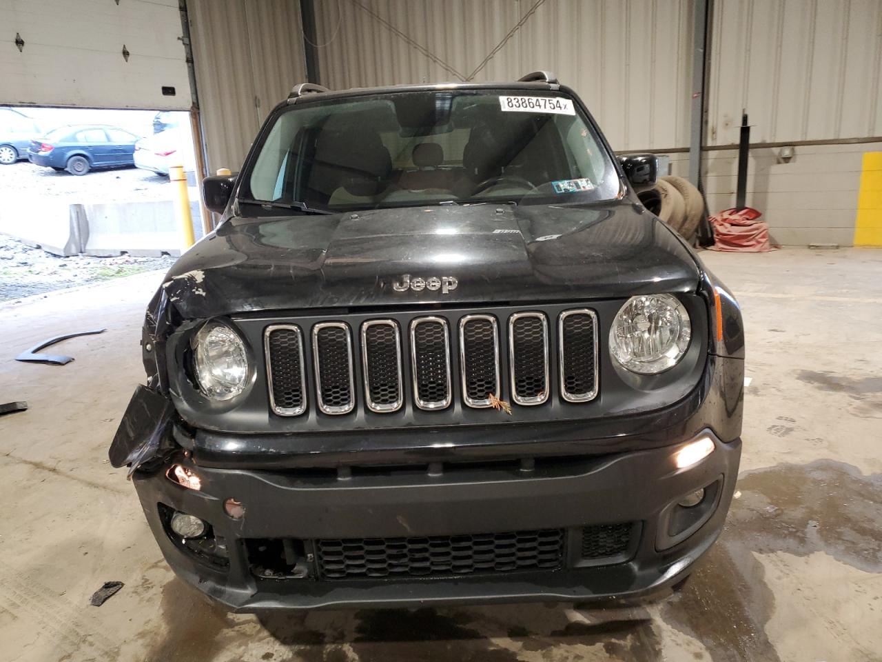 2015 Jeep Renegade - Image 5