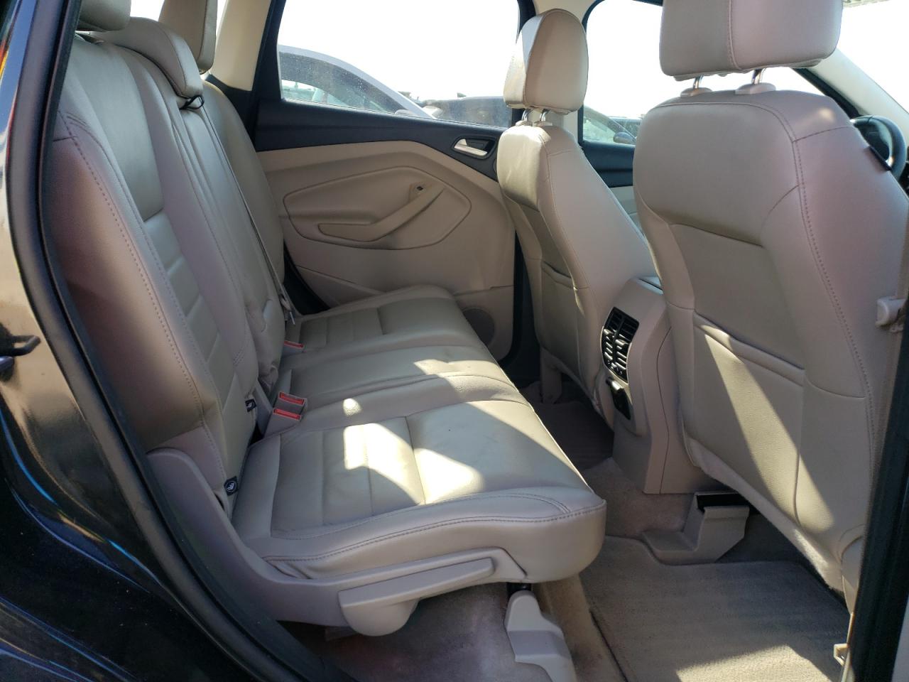 2015 Ford Escape - Image 10