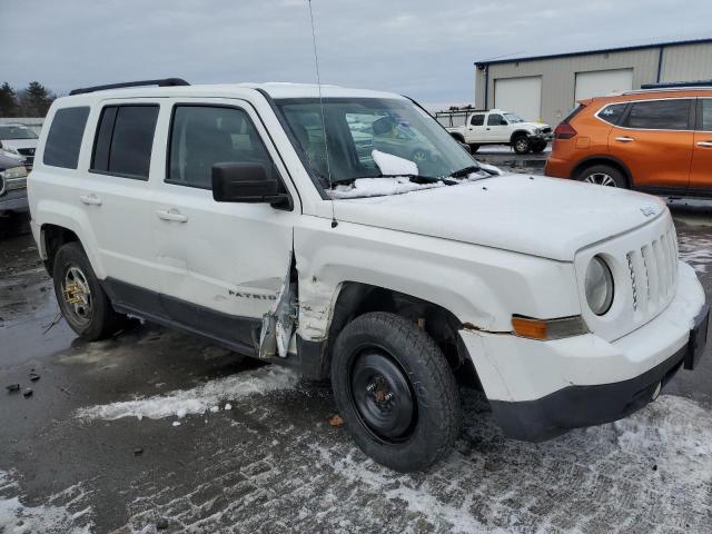  JEEP PATRIOT 2015 Biały