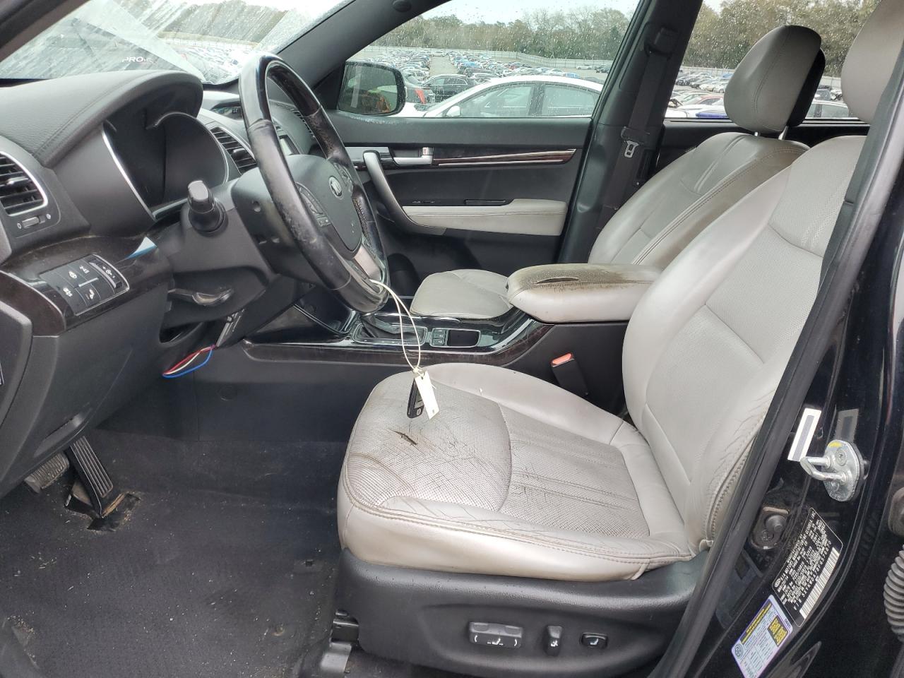 2015 Kia Sorento - Image 7