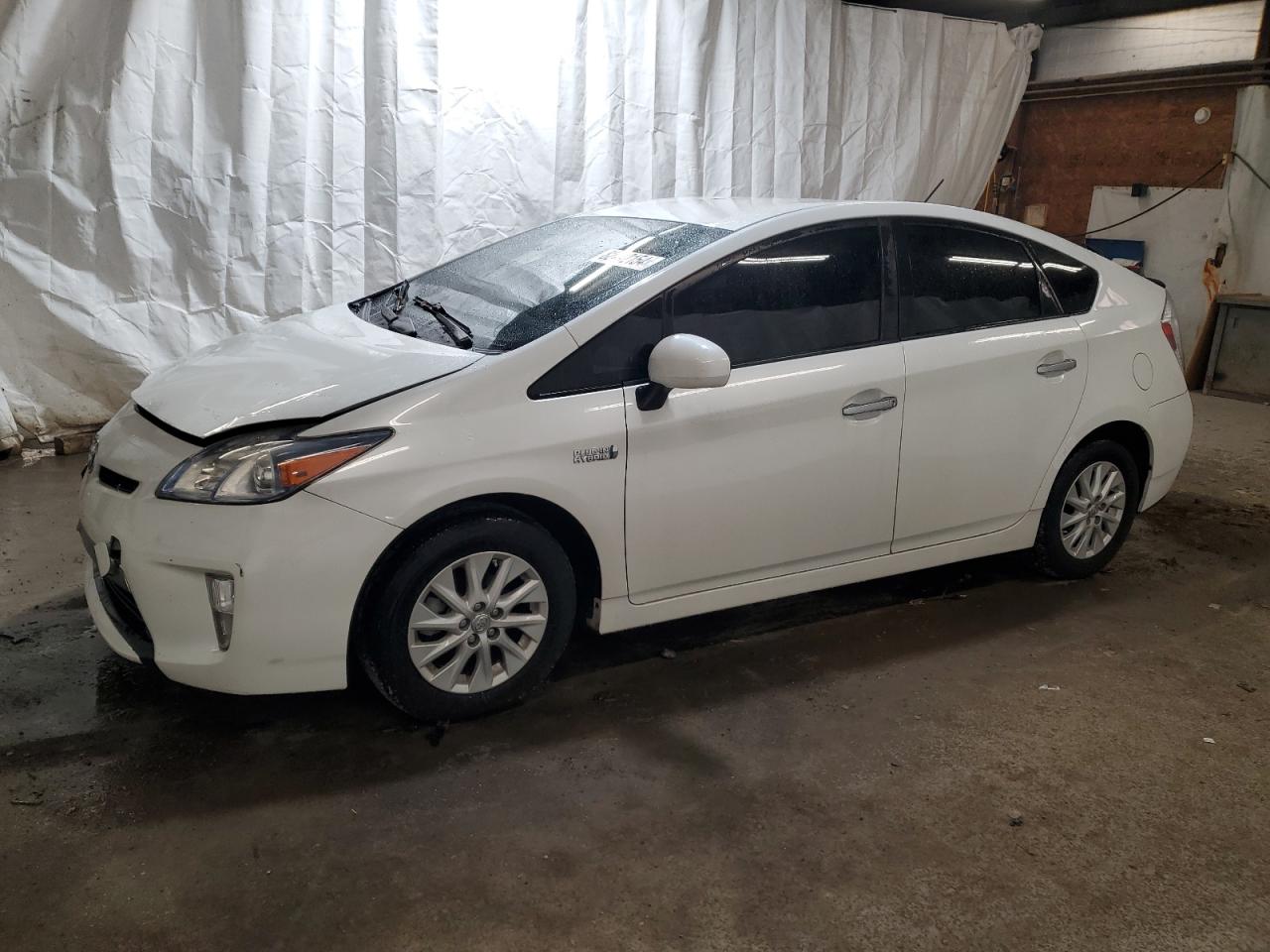 VIN JTDKN3DP4D3041769 2013 TOYOTA PRIUS no.1