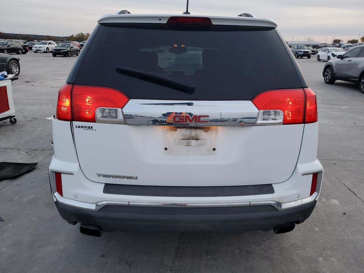 2016 GMC Terrain - Image 6