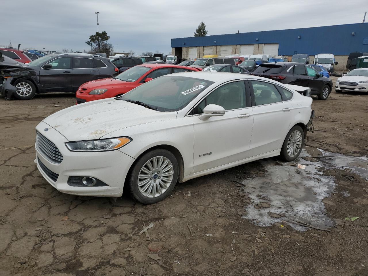 VIN 3FA6P0LU2GR185494 2016 FORD FUSION no.1