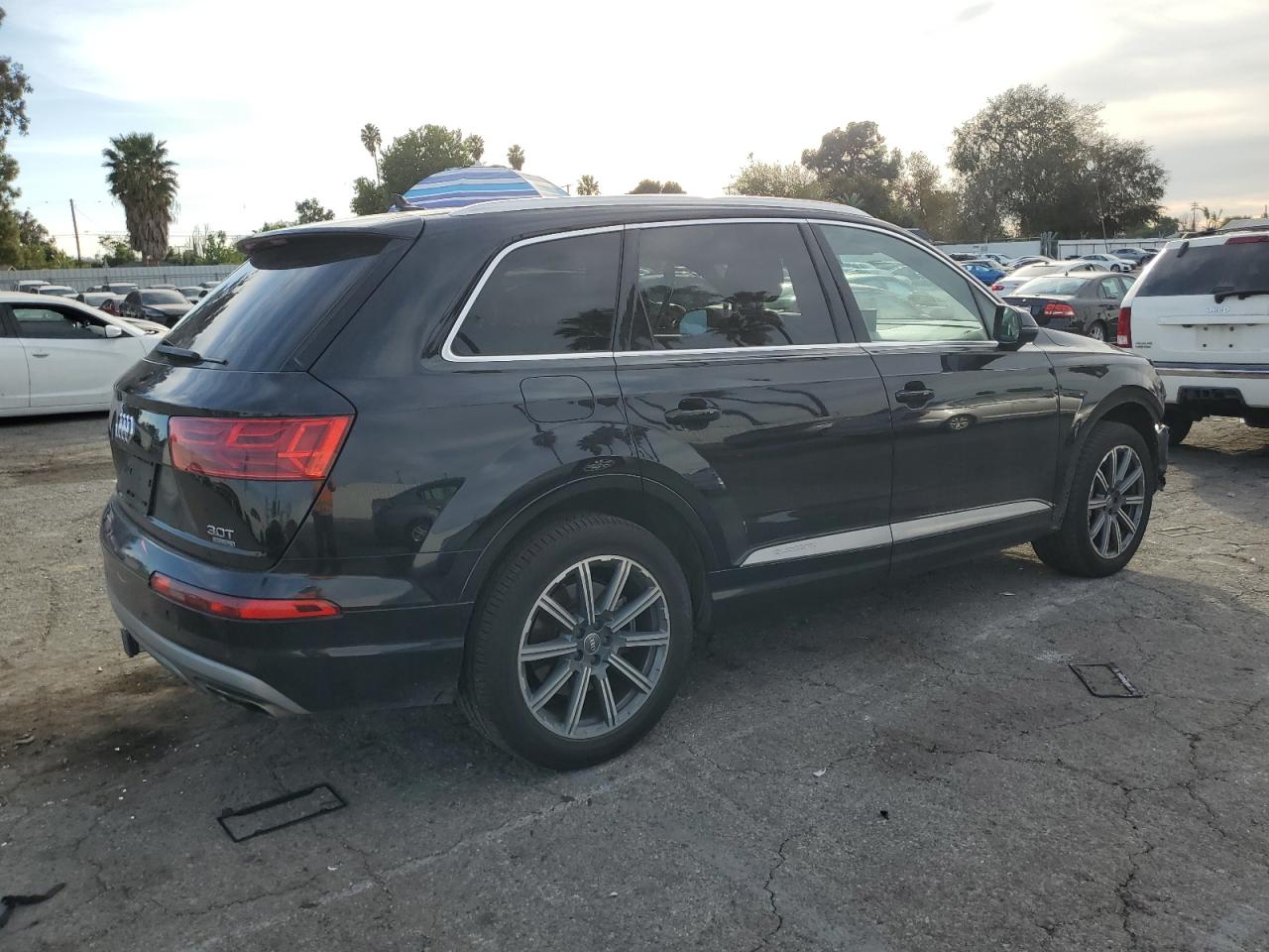 VIN WA1LAAF75HD001471 2017 AUDI Q7 no.3