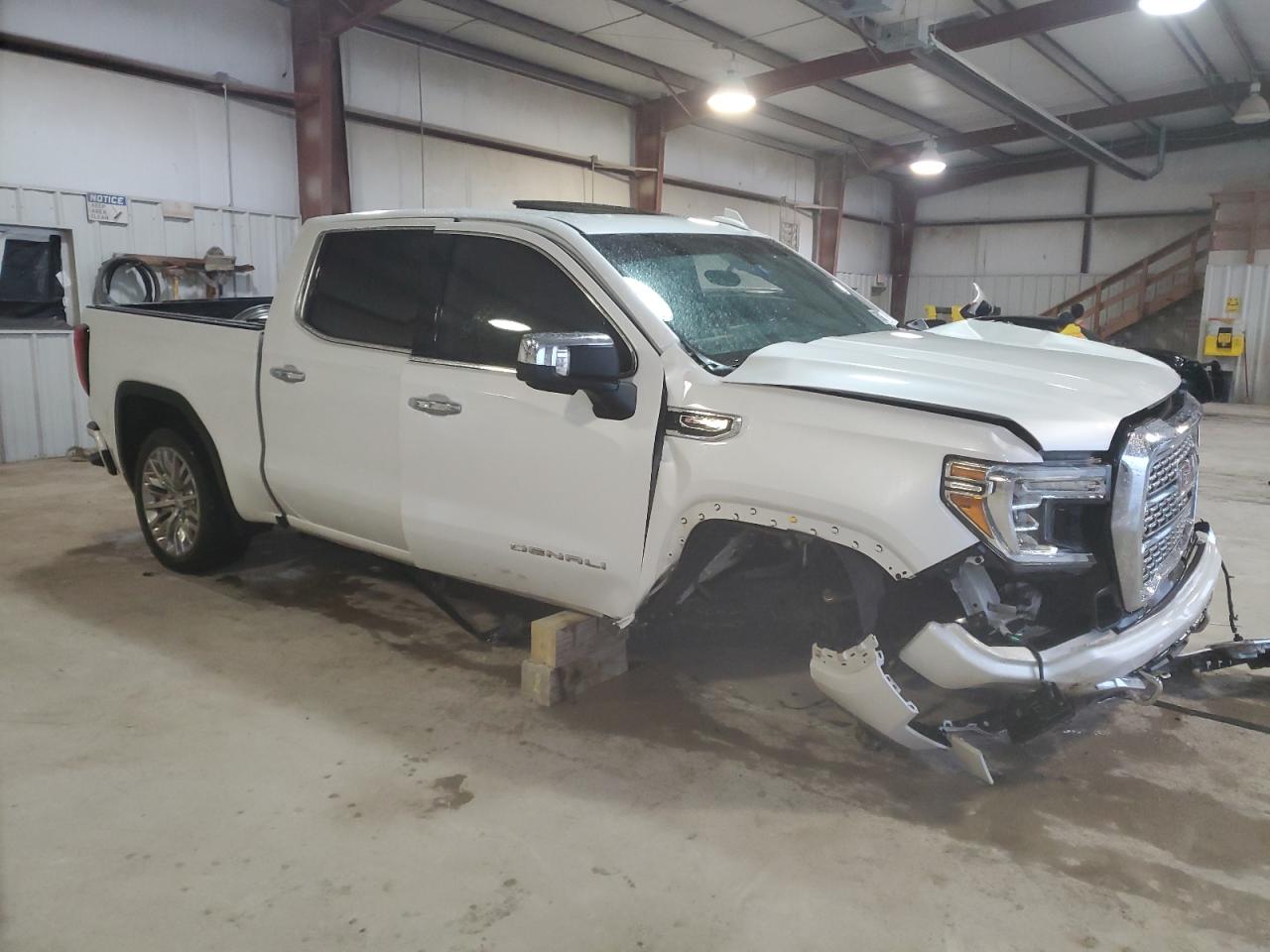 2019 GMC Sierra - Image 4
