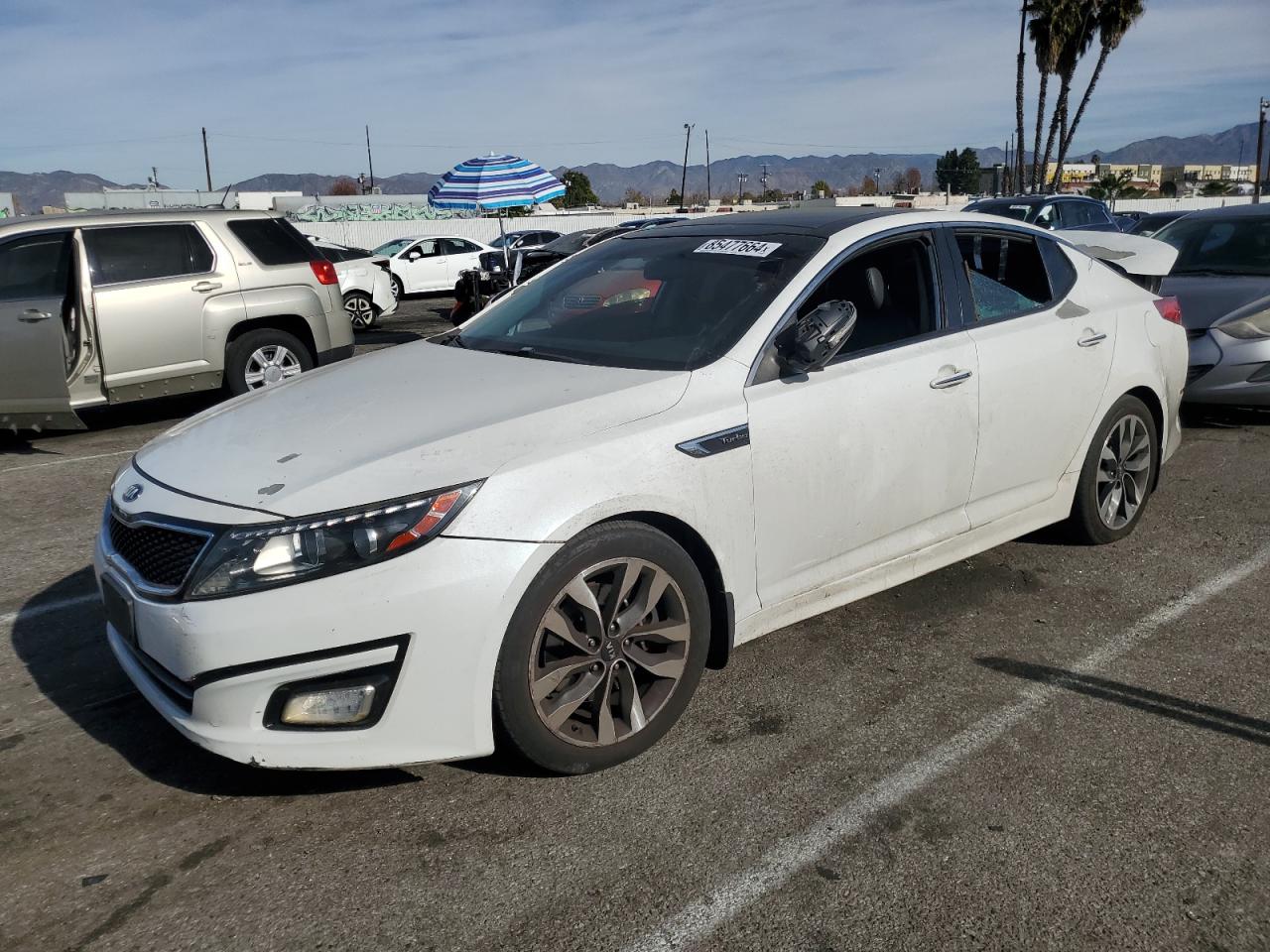 VIN 5XXGR4A67FG474713 2015 KIA OPTIMA no.1