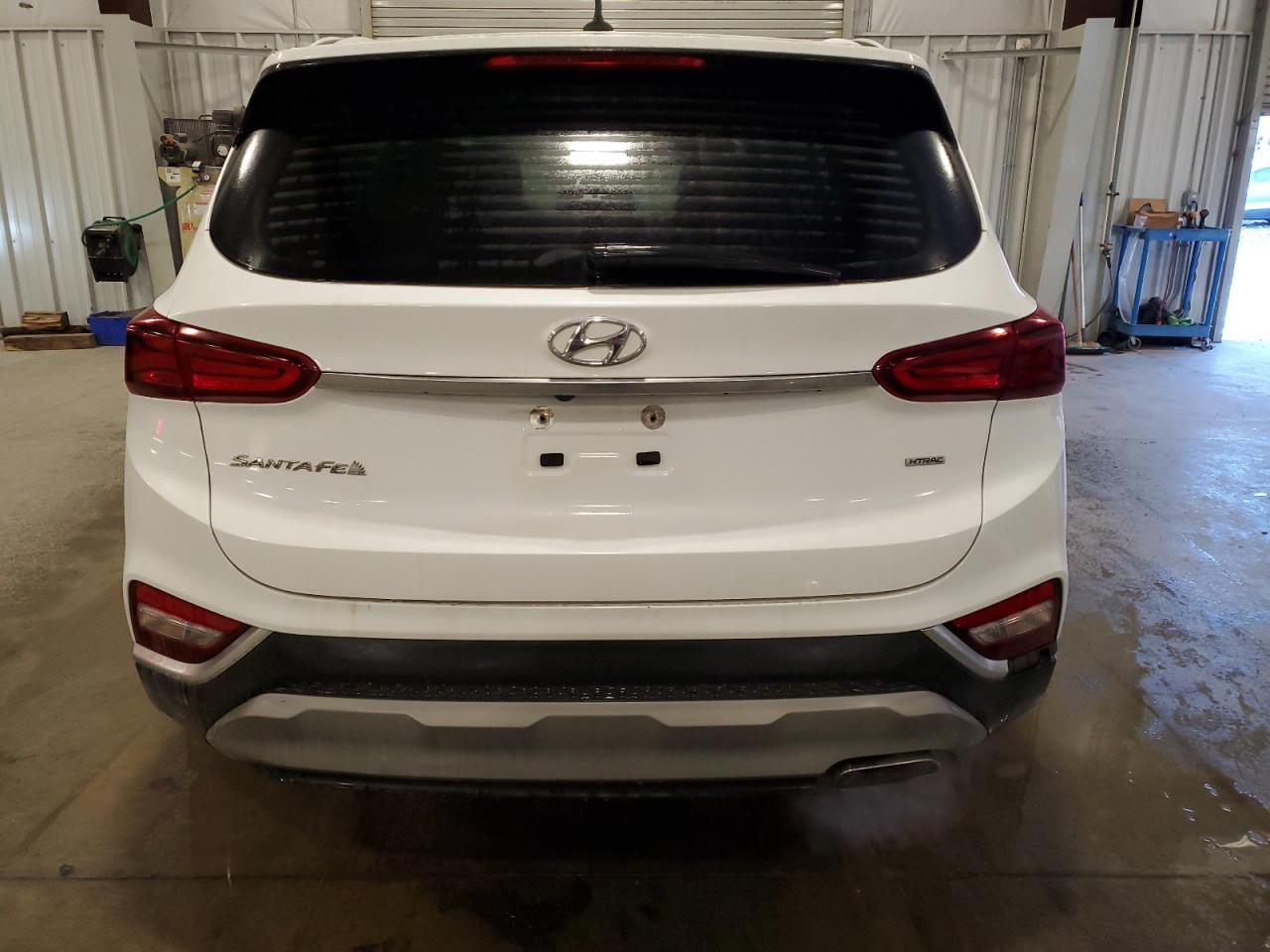 2019 Hyundai Santa Fe - Image 6