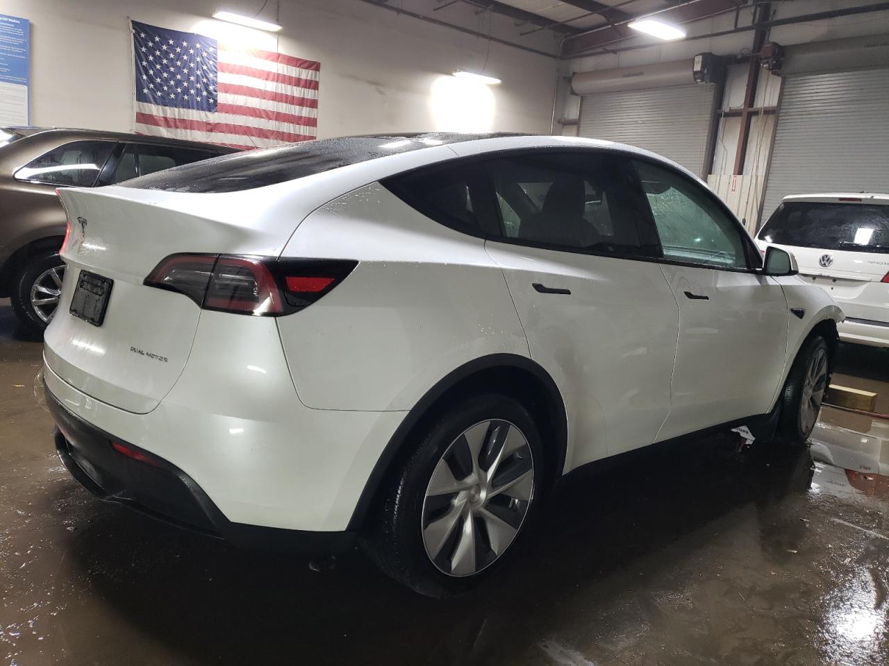 VIN 7SAYGDEE2PF601838 2023 TESLA MODEL Y no.3