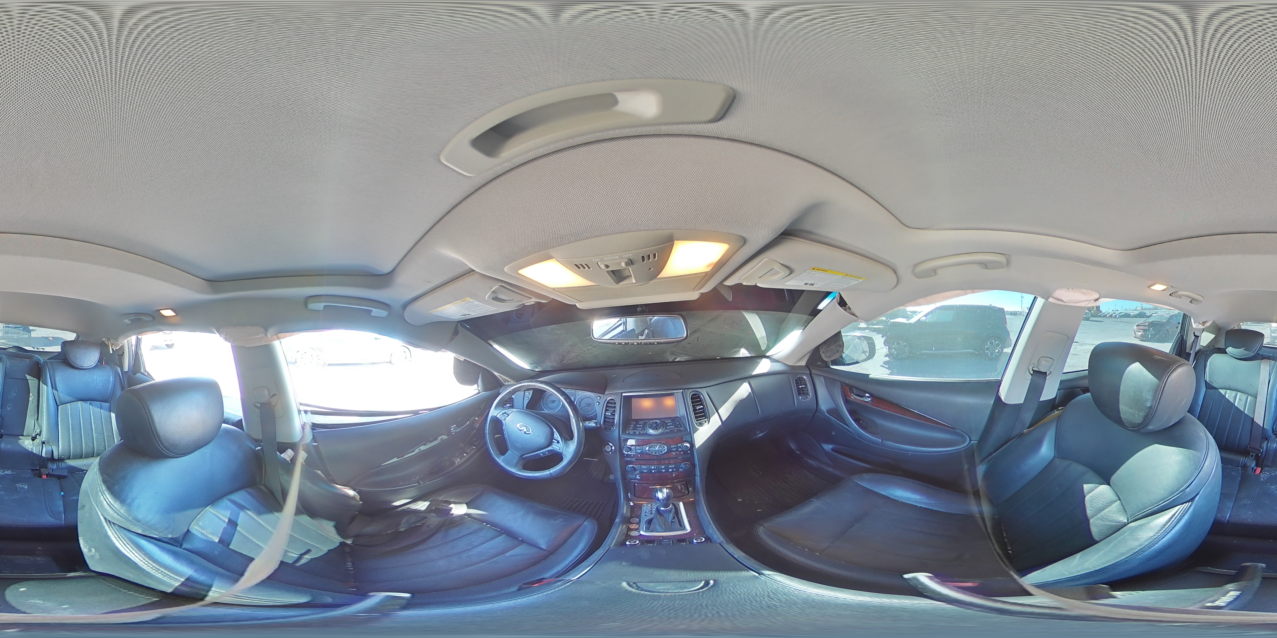 2017 Infiniti QX50 - Image 14