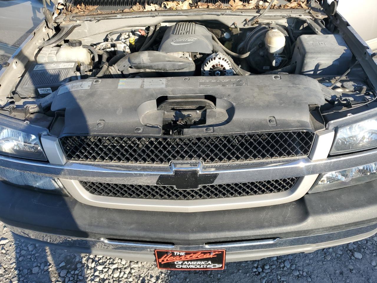 2005 Chevrolet Silverado - Image 11