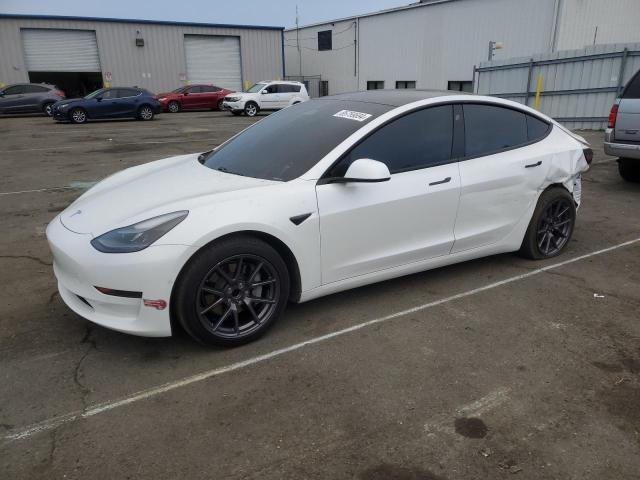  TESLA MODEL 3 2021 Белы