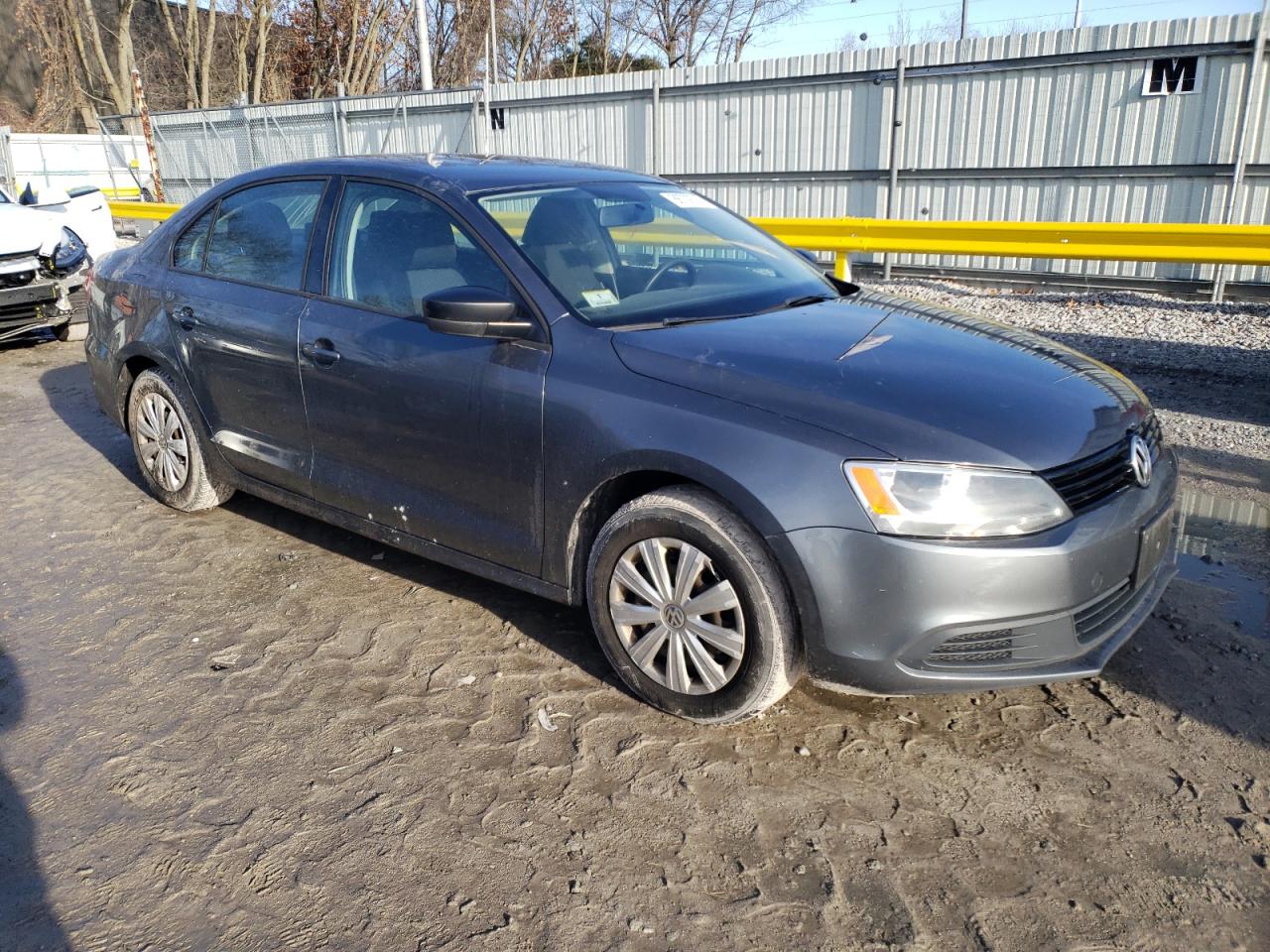 VIN 3VW2K7AJ3EM217823 2014 VOLKSWAGEN JETTA no.4