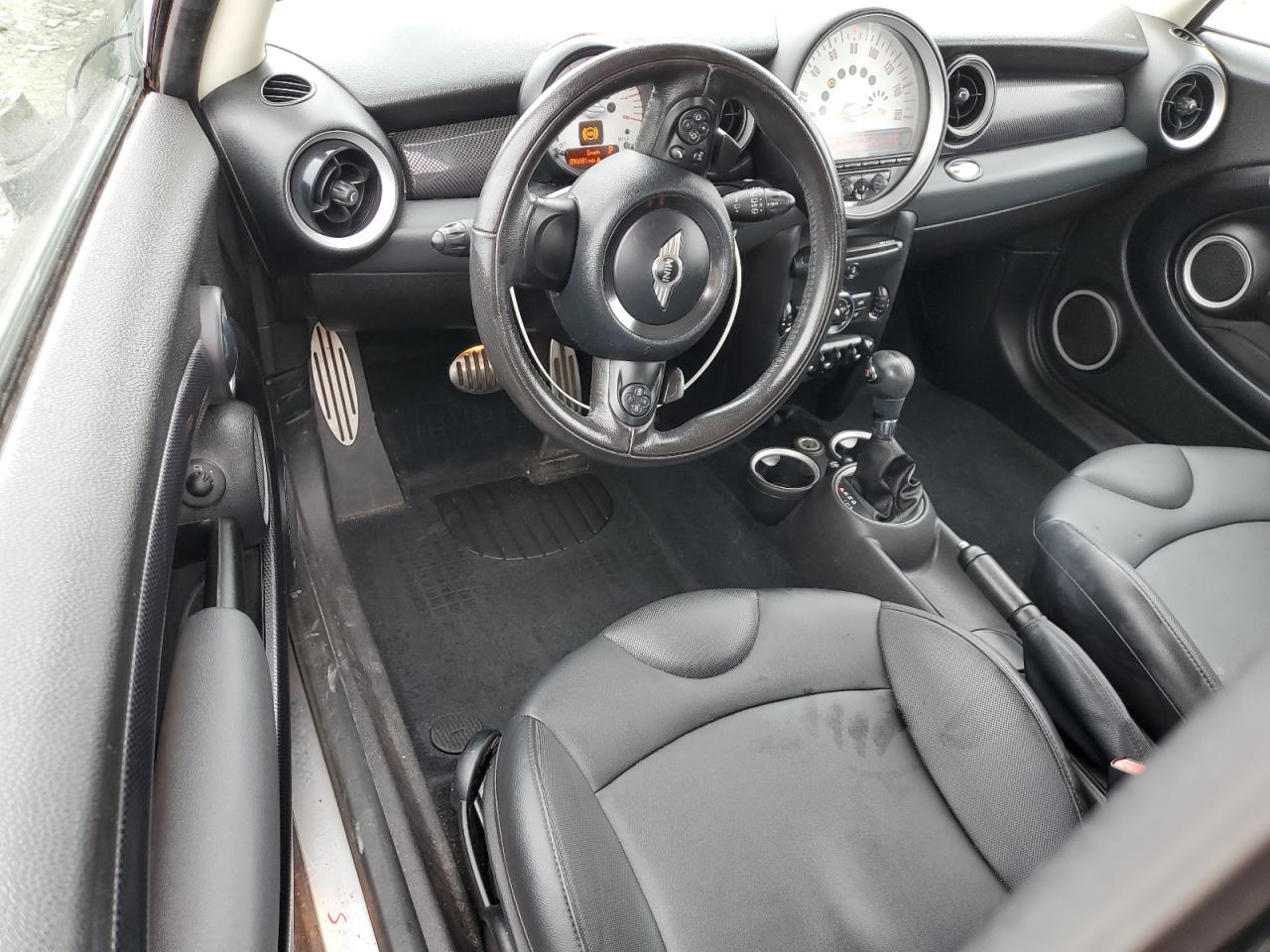 2011 MINI Cooper - Image 8