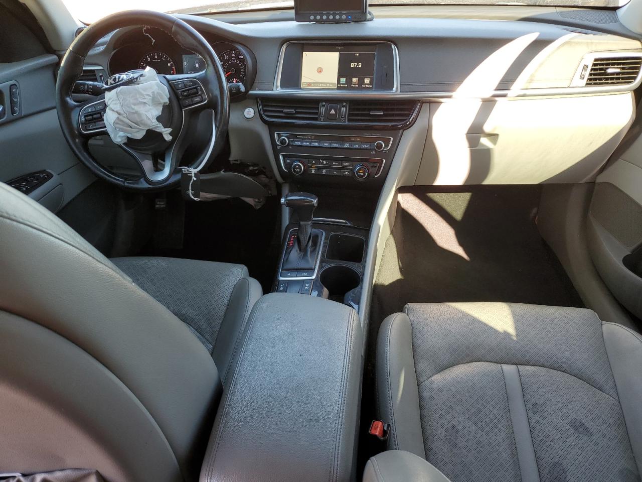2016 Kia Optima - Image 8
