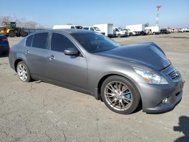  INFINITI G37 2013 Серебристый