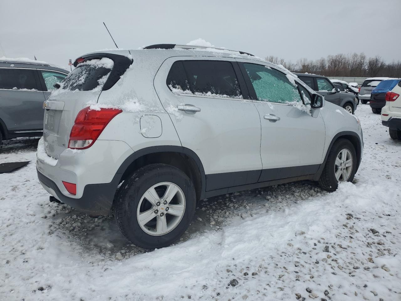 2017 Chevrolet Trax - Image 3