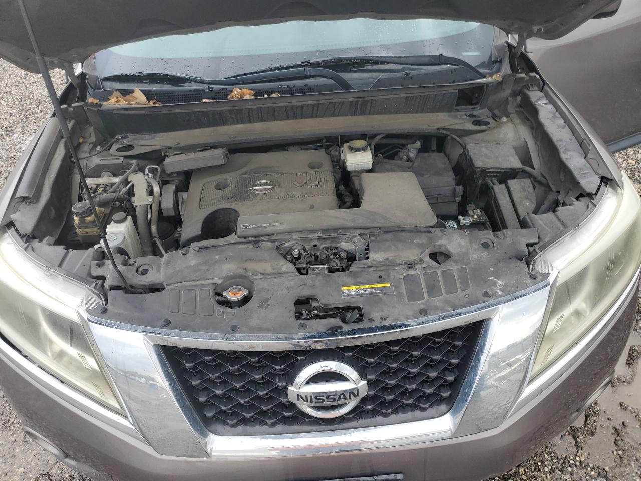 2014 Nissan Pathfinder - Image 11